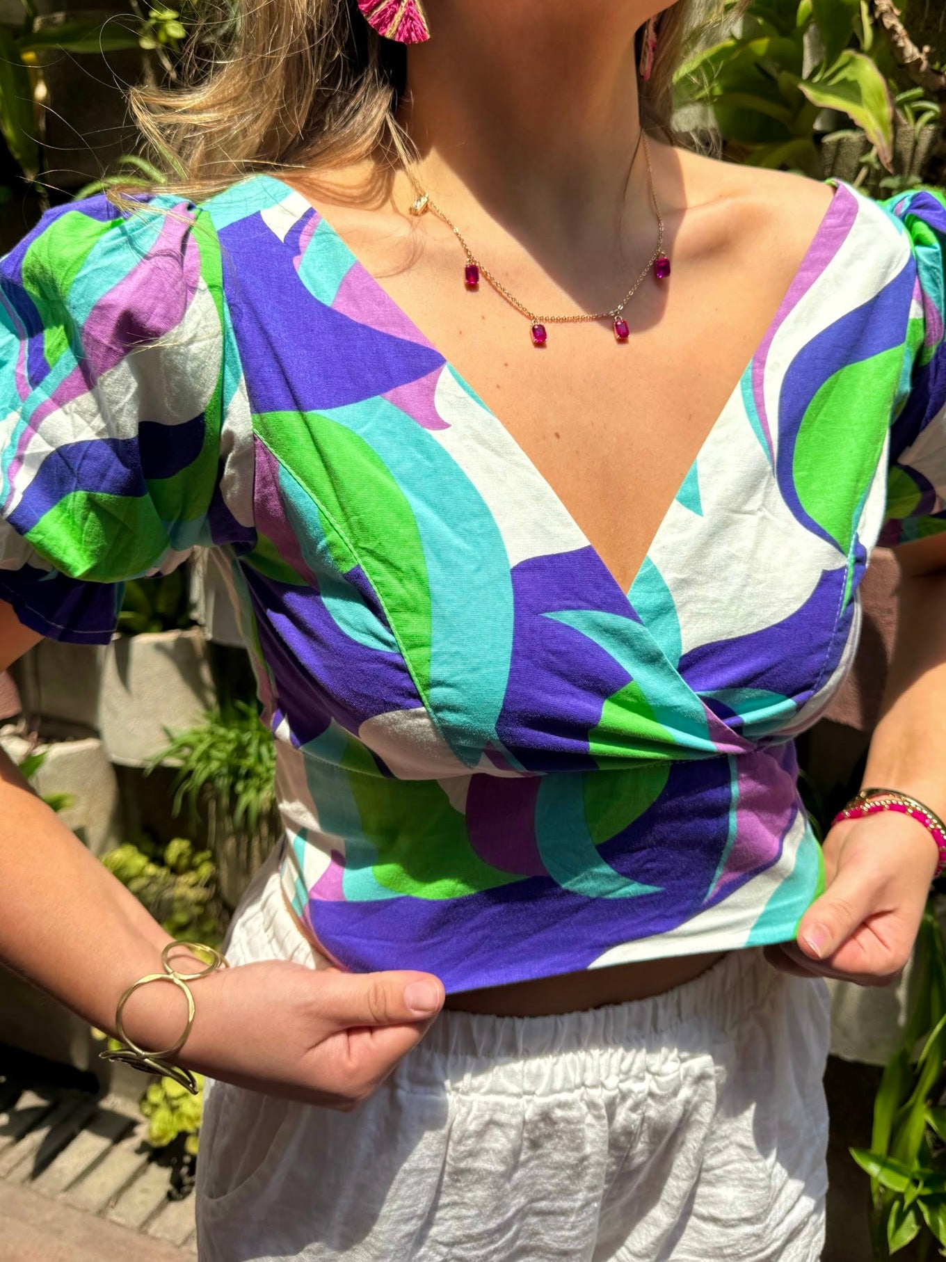 Cropped Top with Puffy Sleeve Tie Back