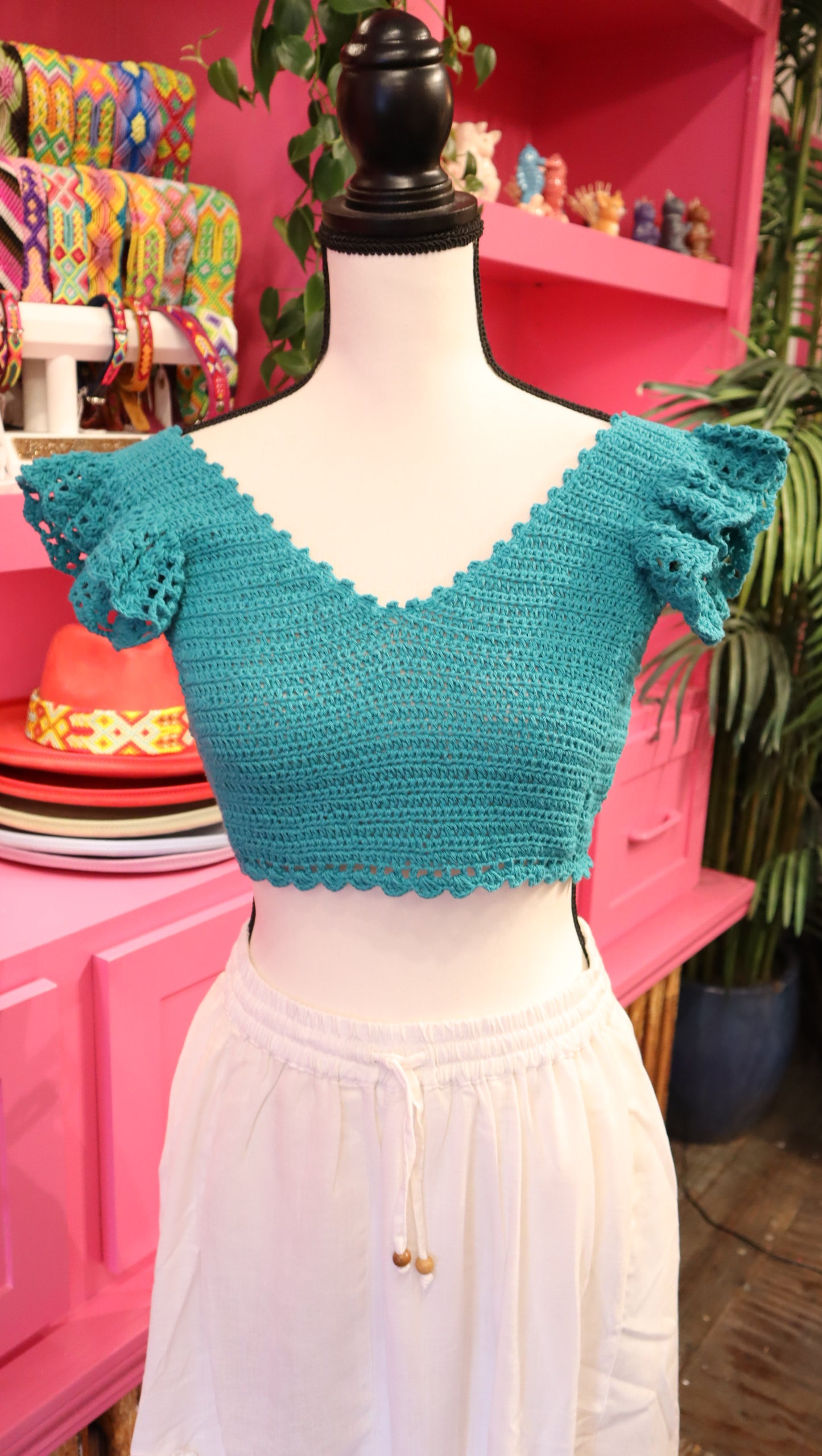 Sleeved Knit Backless Top