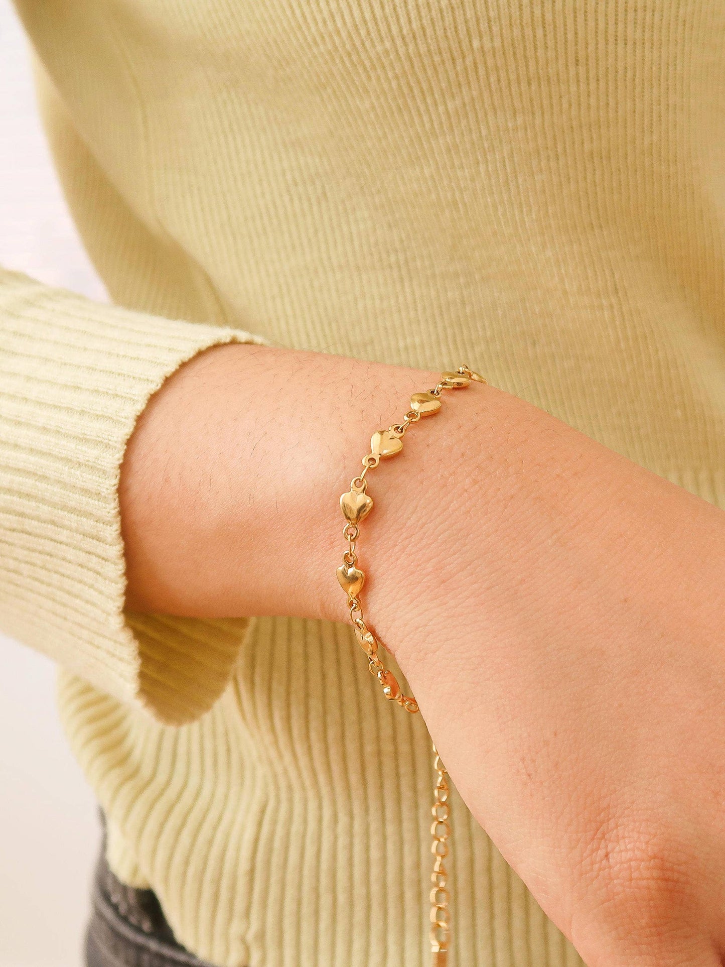 Non-Tarnish Petite Heart Chain Bracelet