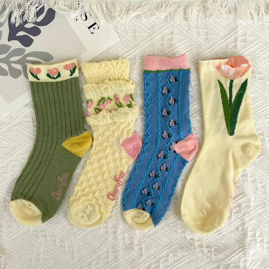 Tulip Floral Vintage Socks