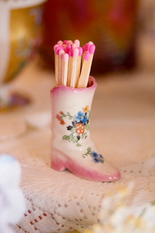 Matchstick holder special