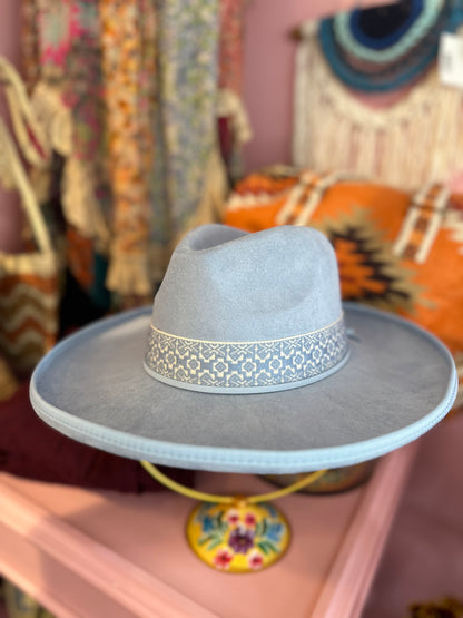 Wide Brim Hat With Patterned Band