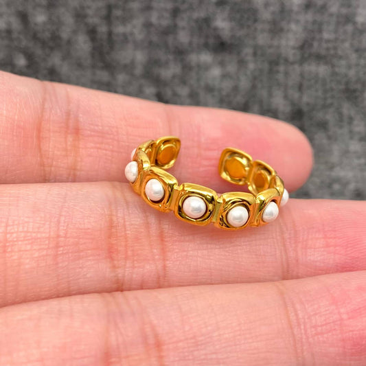 18K Golden Stainless Steel Adjustable Ring With Pearls